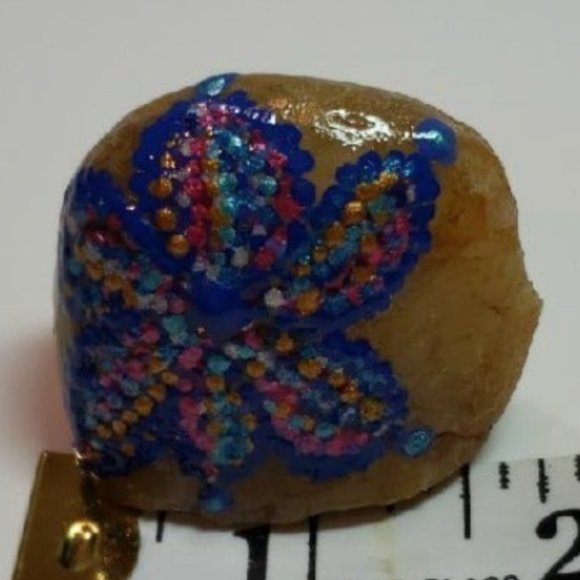 Small Hand Painted Natural Stone - Picture 3 of 4